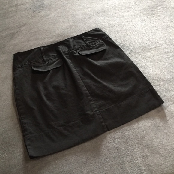 Ann Taylor Dresses & Skirts - Ann Taylor Black Miniskirt Size 6 Wide Belt Loops